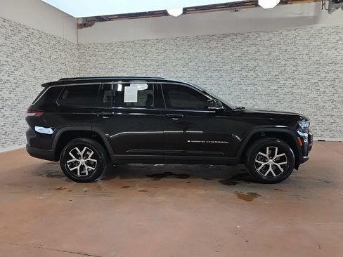 Used 2024 Jeep Grand Cherokee L Limited AWD/4WD image 6