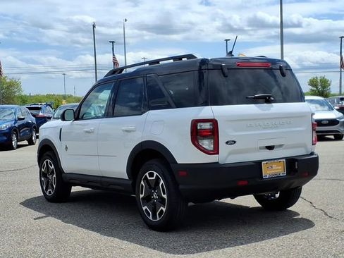 Certified 2024 Ford Bronco Sport Outer Banks w/ Tech Package AWD/4WD image 4