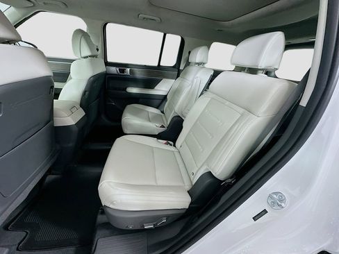 New 2026 Hyundai Santa Fe Calligraphy FWD image 17