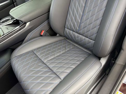 New 2026 Cadillac Escalade IQL Sport 1 w/ LPO, Floor Liner Package image 21