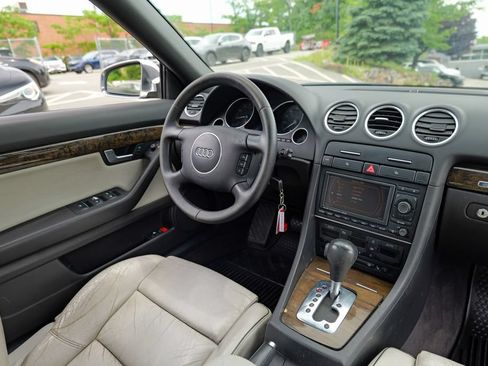 Used 2005 Audi S4 Cabriolet AWD/4WD image 34