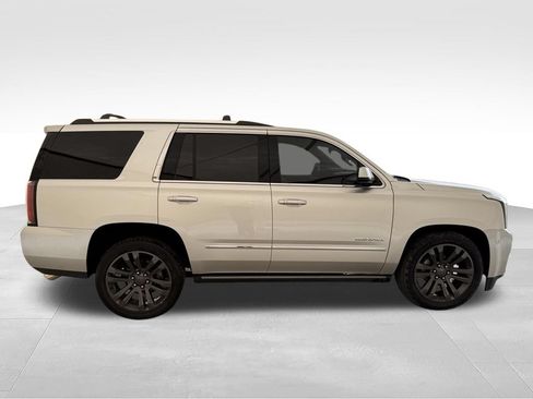 Used 2018 GMC Yukon Denali w/ Denali Ultimate Package AWD/4WD image 4