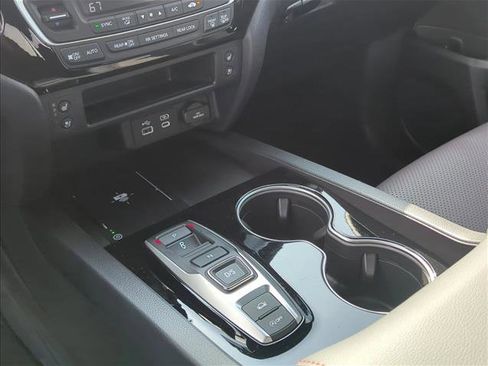 New 2026 Honda Ridgeline Black Edition image 13