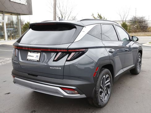 New 2026 Hyundai Tucson Limited image 3