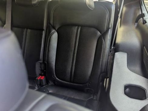 Used 2023 Jeep Wagoneer L Series II image 20