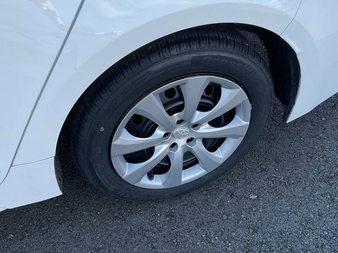 Used 2024 Toyota Corolla LE image 13