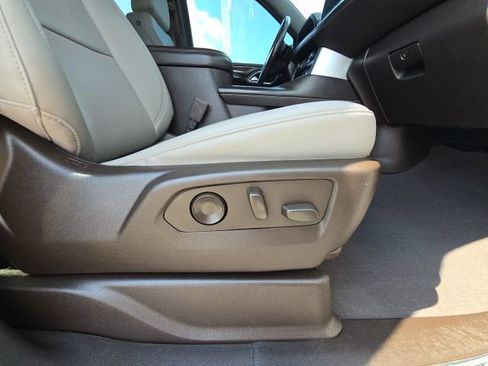 Used 2023 Chevrolet Tahoe Z71 w/ Luxury Package image 21