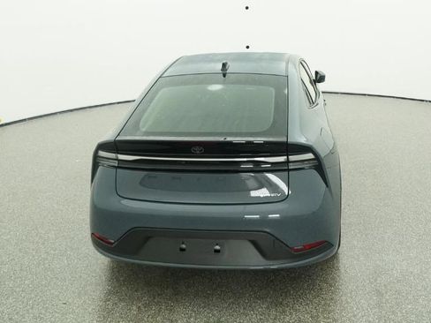 New 2026 Toyota Prius SE image 30