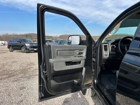 Used 2018 RAM 1500 Big Horn image 30