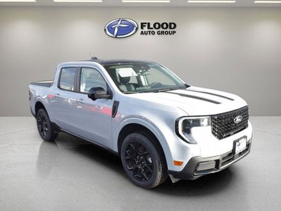 New 2025 Ford Maverick Lariat w/ Black Appearance Package