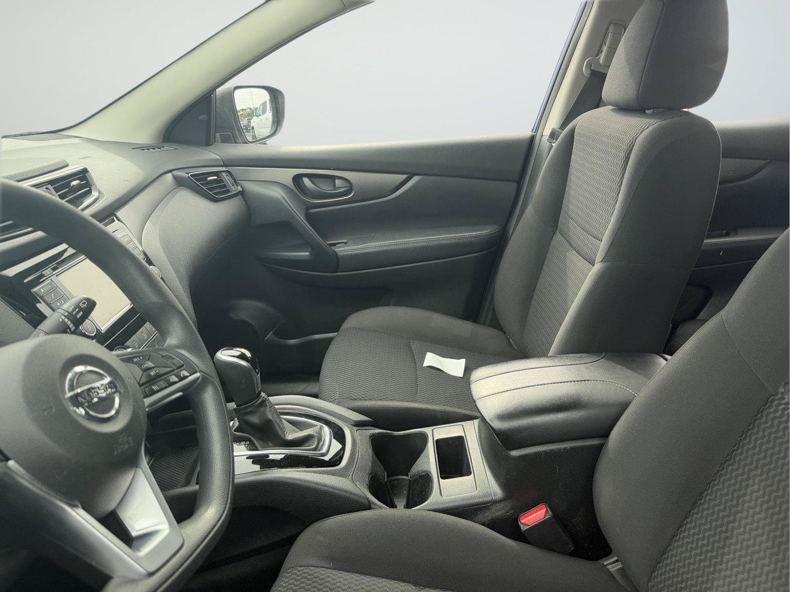 Used 2020 Nissan Rogue Sport S AWD/4WD image 7