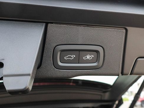 New 2026 Volvo XC60 T8 Plus AWD/4WD image 27