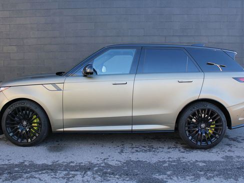 Used 2024 Land Rover Range Rover Sport SV Edition One Carbon Bronze image 8