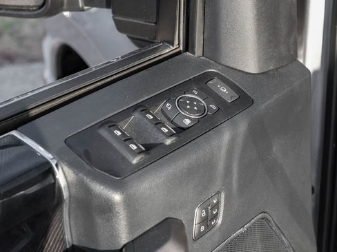 Used 2022 Ford F350 Platinum w/ FX4 Off-Road Package image 48