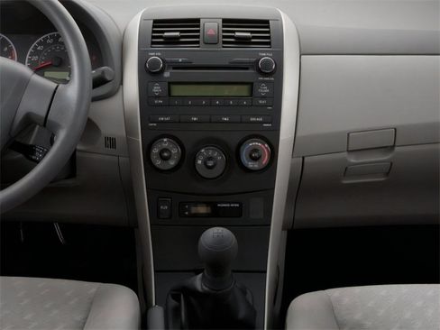 Used 2010 Toyota Corolla FWD image 8
