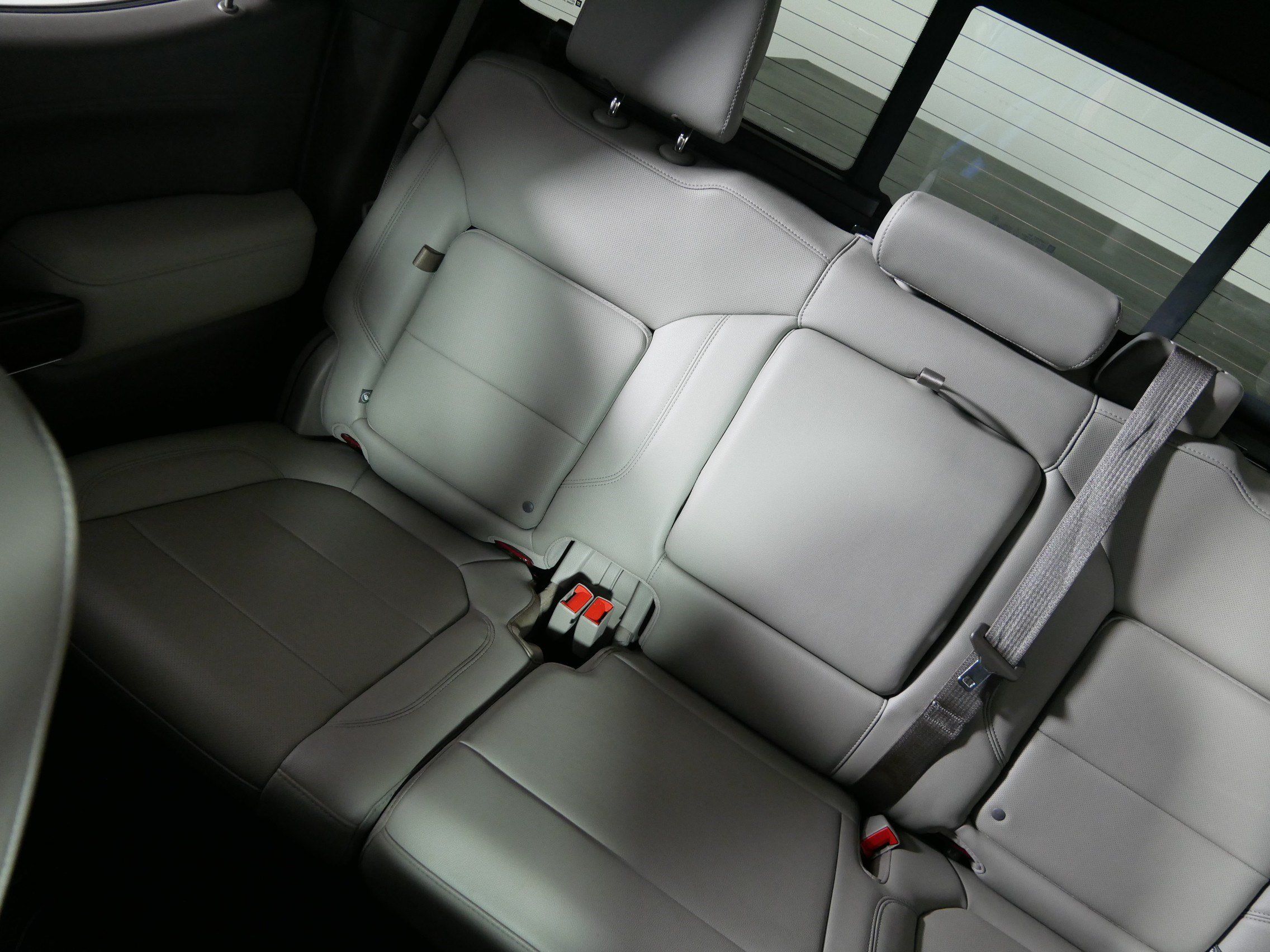 Used 2019 GMC Sierra 1500 SLT w/ SLT Premium Plus Package AWD/4WD image 12