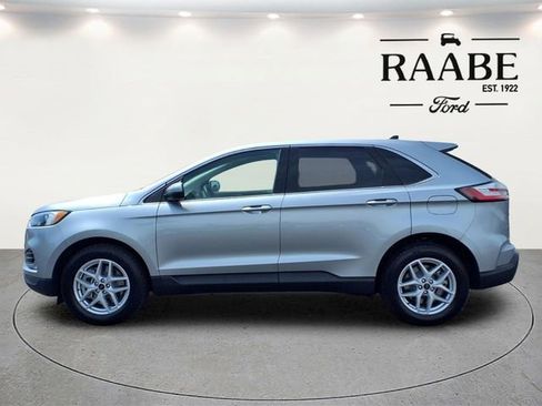 Used 2023 Ford Edge SEL w/ Convenience Package AWD/4WD image 4