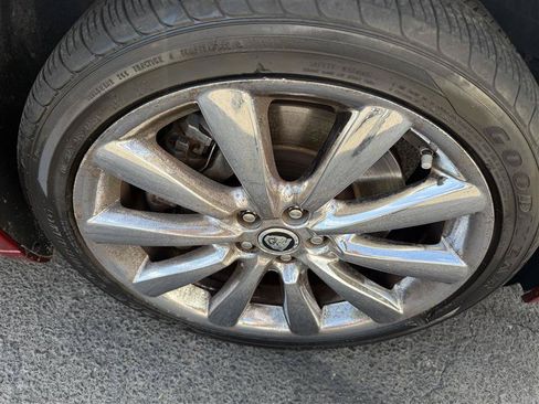 Used 2010 Jaguar XF Premium RWD image 28