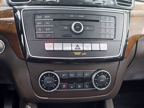 Used 2019 Mercedes-Benz GLS 450 4MATIC image 21