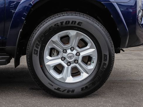 Used 2020 Toyota 4Runner SR5 w/ Wilderness Package AWD/4WD image 10
