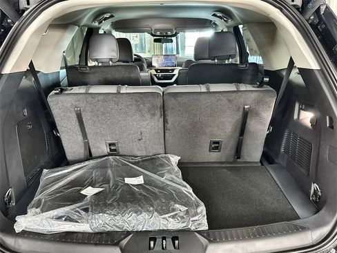 New 2026 Ford Explorer Active image 29