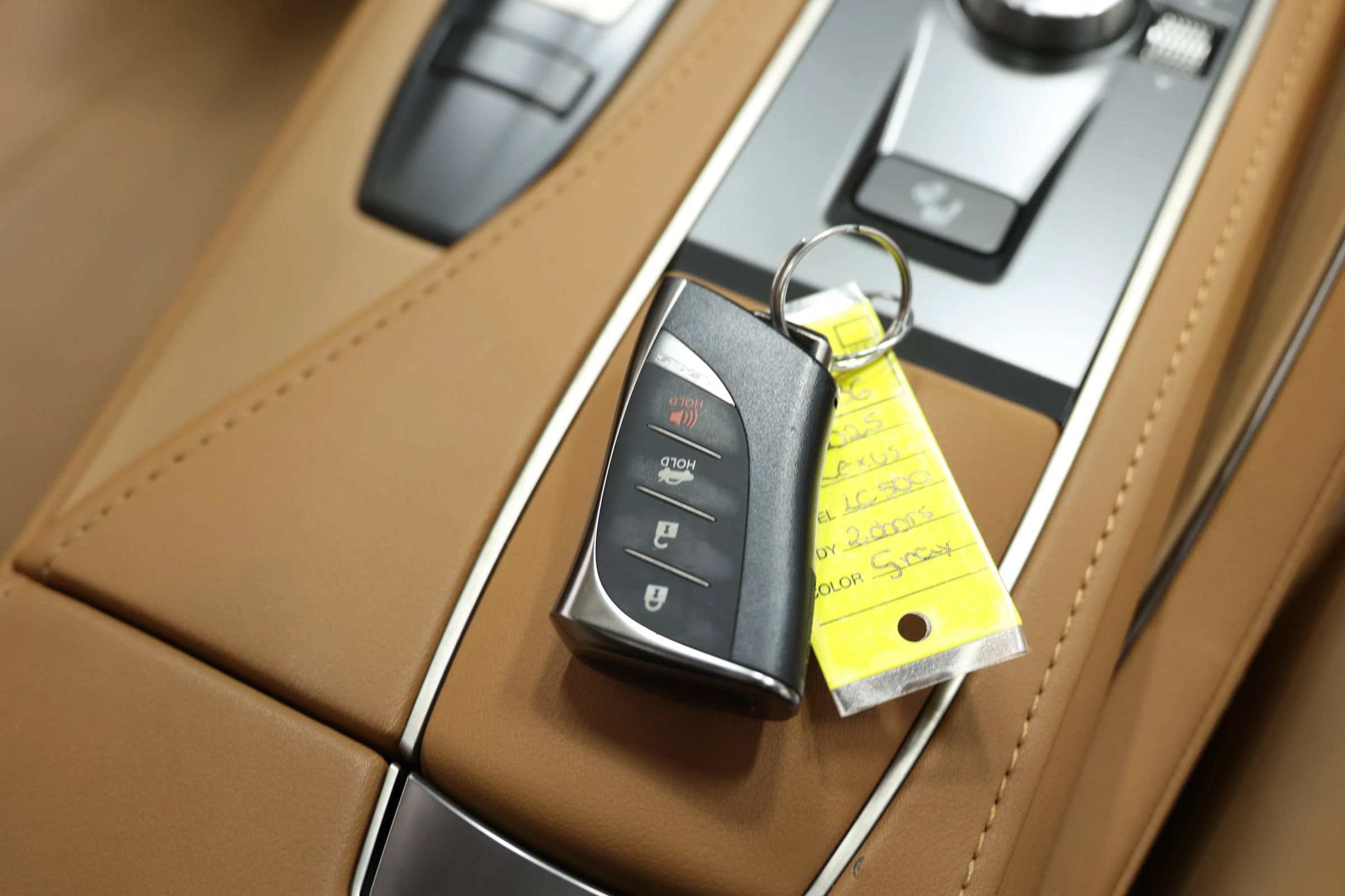 Used 2025 Lexus LC 500 Coupe w/ Touring Package RWD image 5