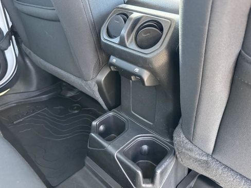 Used 2022 Jeep Gladiator Sport AWD/4WD image 21