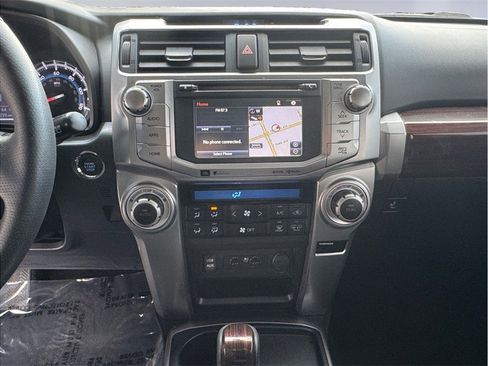 Used 2017 Toyota 4Runner Limited image 12