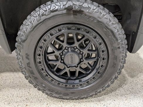 Used 2024 GMC Sierra 2500 Denali Ultimate w/ Max Trailering Package image 13