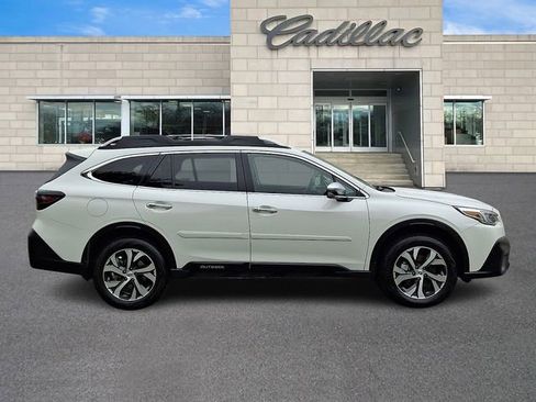 Used 2021 Subaru Outback Touring XT AWD/4WD image 8