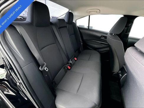 Used 2023 Toyota Corolla LE image 35
