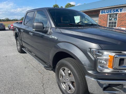 Used 2018 Ford F150 XLT w/ Equipment Group 302A Luxury AWD/4WD image 2