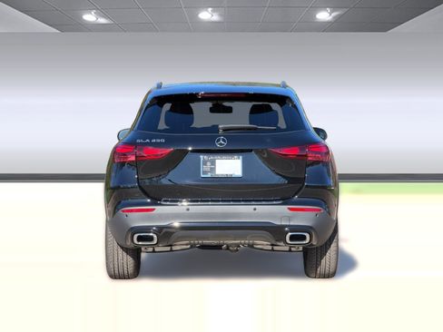 New 2026 Mercedes-Benz GLA 250 image 10
