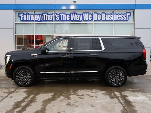 New 2025 GMC Yukon XL Elevation w/ LPO, Elevation Black Package image 7
