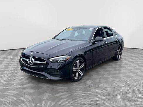 Used 2025 Mercedes-Benz C 300 4MATIC Sedan image 3
