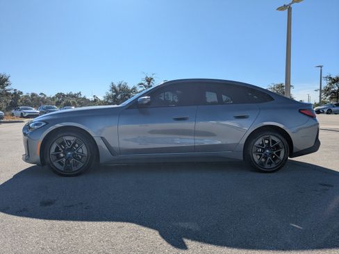 Used 2023 BMW i4 eDrive40 w/ Premium Package image 8