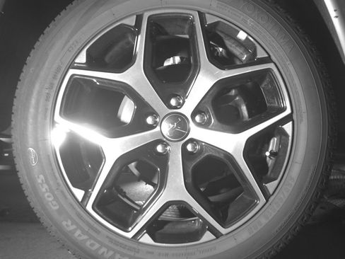 Used 2025 Jeep Compass Limited image 15