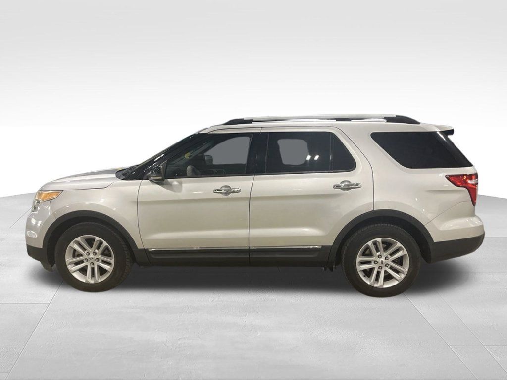 Used 2012 Ford Explorer XLT FWD image 12