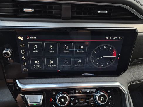 Used 2024 GMC Sierra 2500 Denali w/ Denali Reserve Package image 25