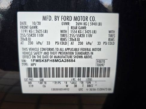 Used 2021 Ford Explorer Limited w/ Equipment Group 301A AWD/4WD image 30