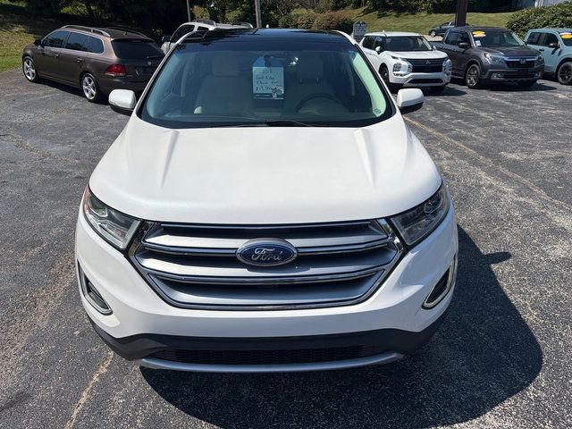 Used 2018 Ford Edge Titanium w/ Equipment Group 301A AWD/4WD image 3