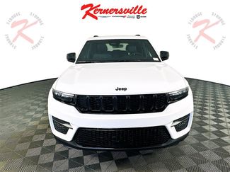 New 2025 Jeep Grand Cherokee Altitude video 2