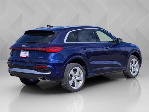 New 2025 Audi Q5 Premium Plus image 6