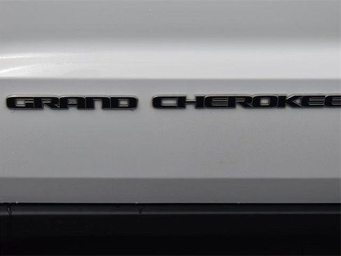 Certified 2020 Jeep Grand Cherokee Limited image 13