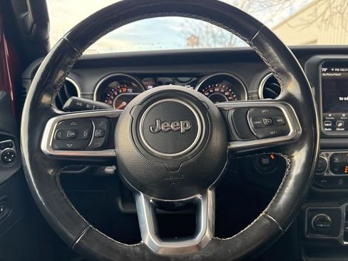 Used 2021 Jeep Gladiator Overland w/ Popular Equipment Package image 10