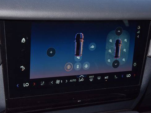 New 2025 Lincoln Navigator L Black Label image 32