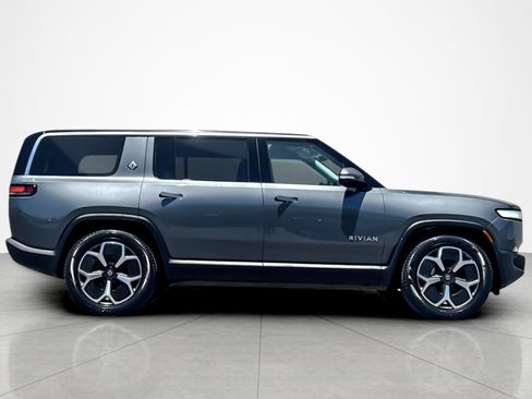Used 2024 Rivian R1S Adventure AWD/4WD image 6