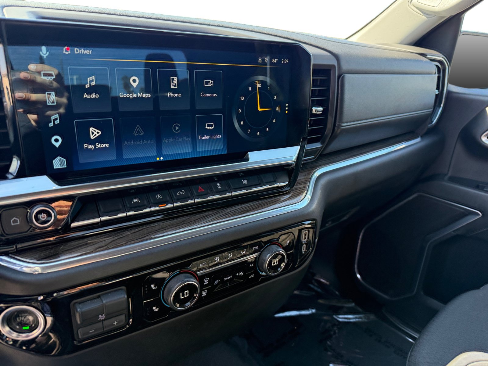 Used 2025 Chevrolet Silverado 1500 LT RWD image 12