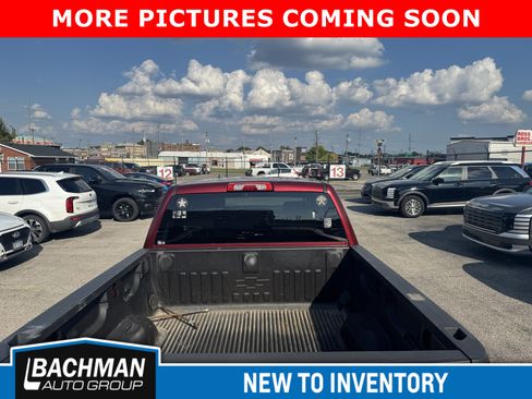 Used 2017 Chevrolet Silverado 1500 LT w/ All Star Edition AWD/4WD image 11