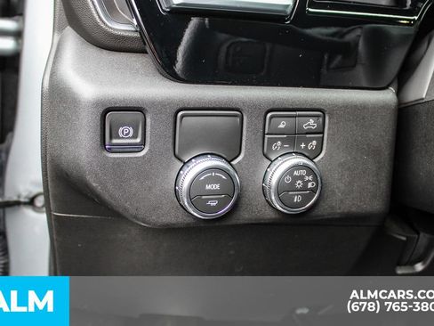 Used 2026 GMC Sierra 1500 SLT RWD image 30